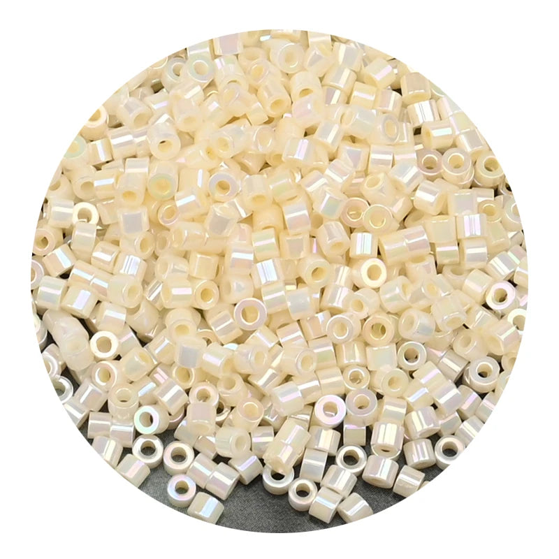 חרוזי זכוכית מיני 2 מ"מ צבעוניים