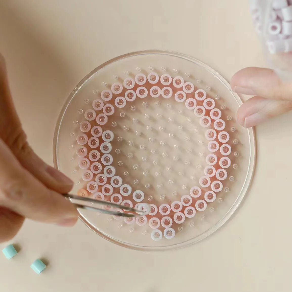 חרוזי PUPUKOU בקוטר 5 מ"מ – חרוזי EVA ליצירה ו־DIY